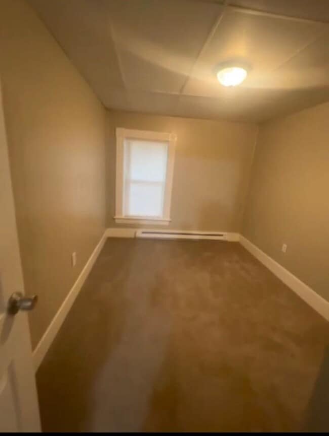 Building Photo - Massabesic (135-137)