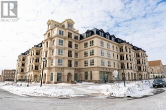 Building Photo - 101-P101 Cathedral High St