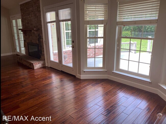 Foto del edificio - 4 br, 2.5 bath House - 113 River Bend Road