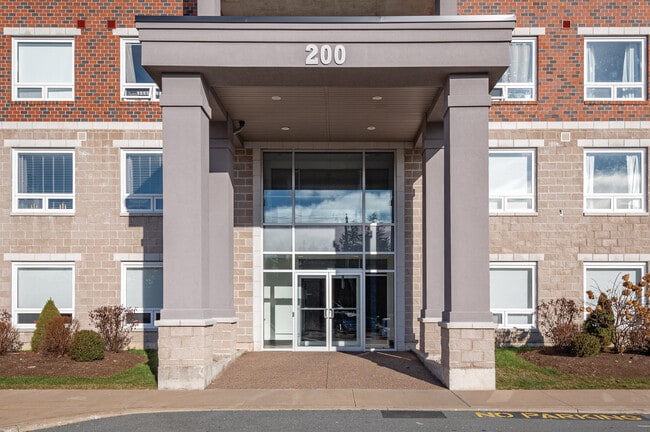 Photo du bâtiment - The Two Hundred on Broad Apartments