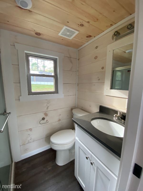 Building Photo - 2 br, 1 bath House - 8 Tiny Home Circle