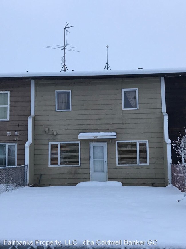 1033 27th Ave, Fairbanks, AK 99701 House for Rent in Fairbanks, AK
