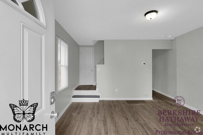 Building Photo - 1679 E Whittier St