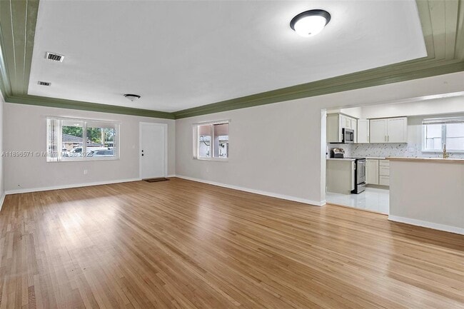 Foto del edificio - 1221 NW 34th Ave