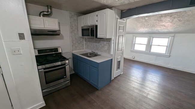 Foto del edificio - 302 Belmont Ave