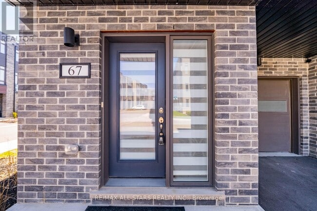 Building Photo - 67 Wyn Wood Ln