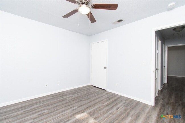 Foto del edificio - 1610 Indian Trail