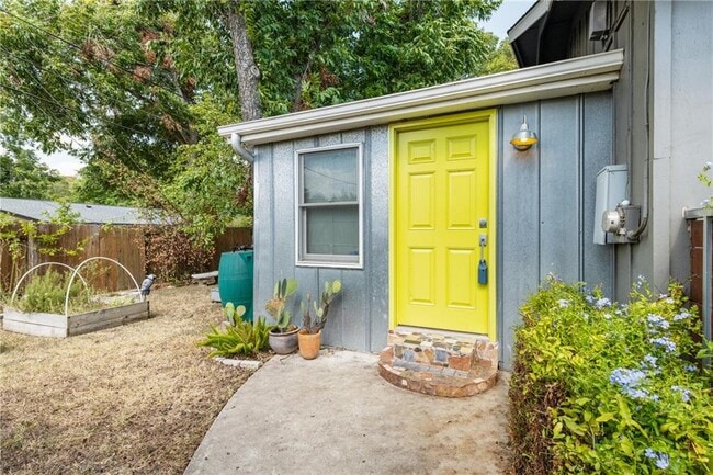 Building Photo - 5500 Westminster Dr