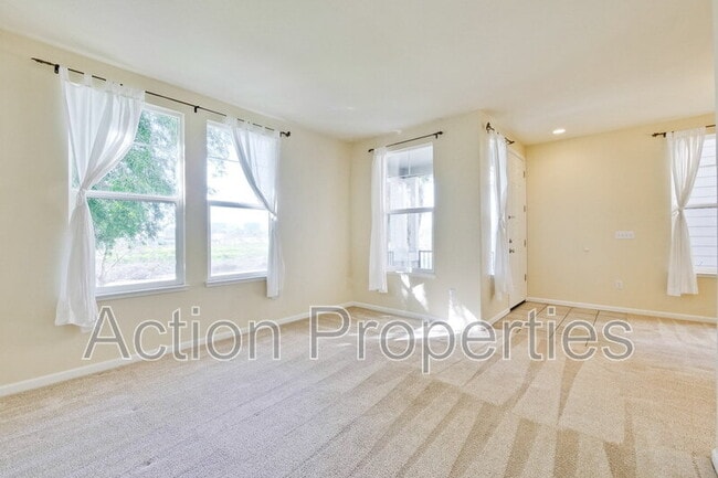 Building Photo - 5132 North First Street