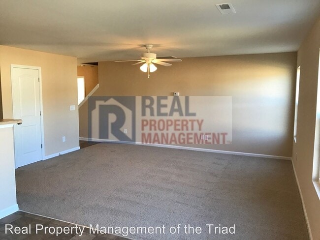 Building Photo - 4 br, 2.5 bath House - 1925 Chapel Brook Way