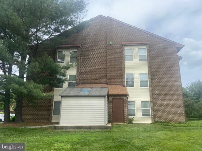 Foto del edificio - 18409 Guildberry Dr