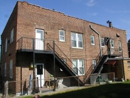 Building Photo - 318-320 Nesbit Ter