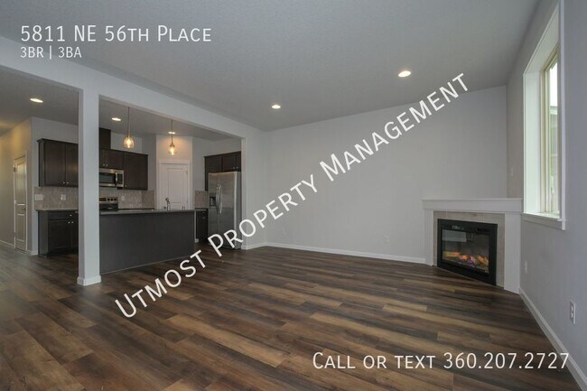 Building Photo - New 3BD Town home -  Near Vancouver Mall