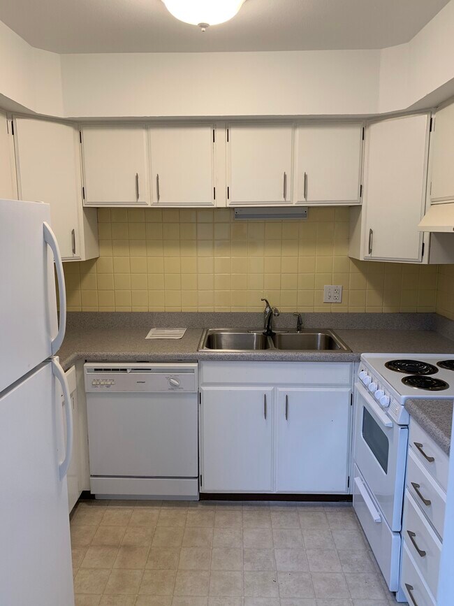 kitchen - 55 Heather Dr