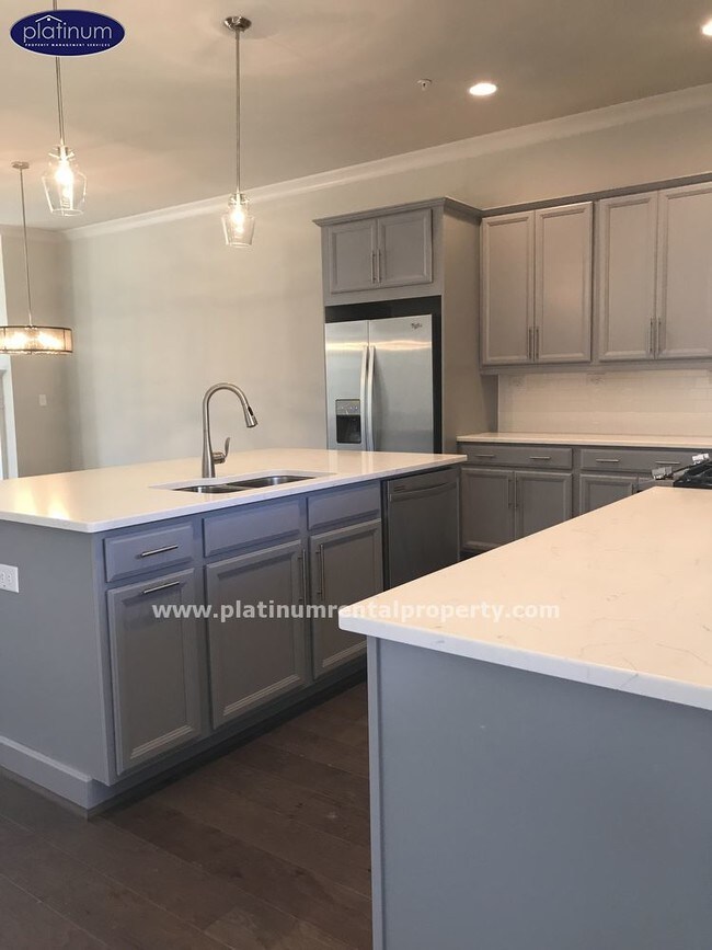 Building Photo - 2042 Forte Ln