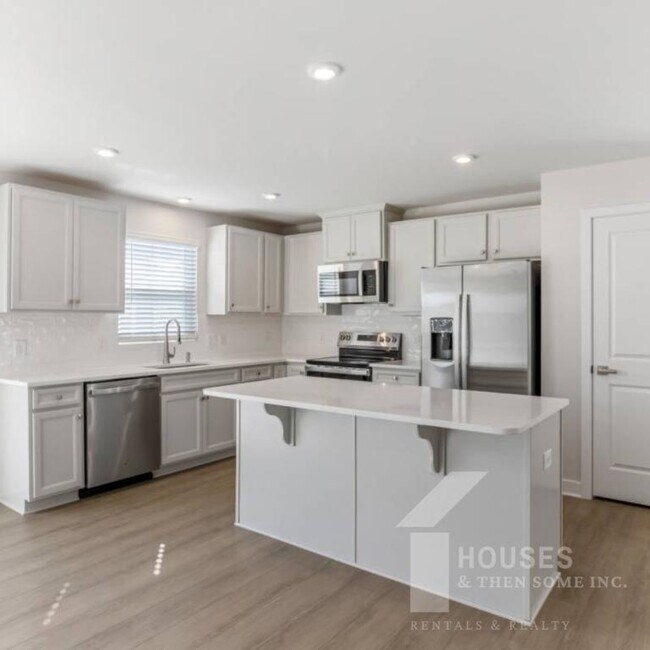 Building Photo - 1130 Bulrush Dr