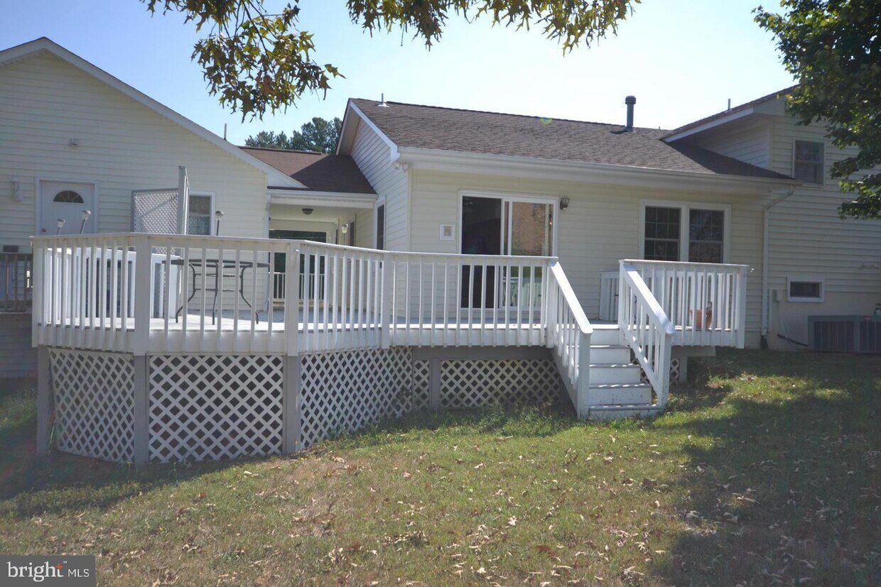 Primary Photo - 29 Miracle Valley Ln