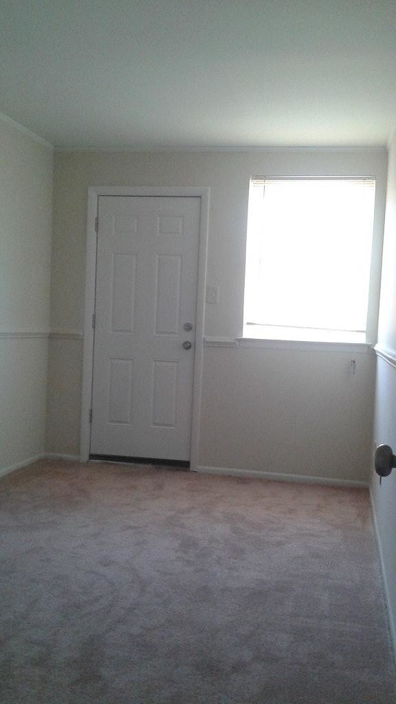 bed 2 - 2531 Shelmire Ave