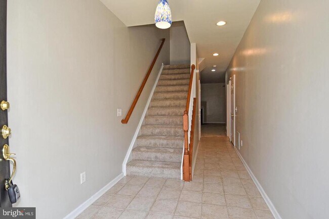 Foto del edificio - 7810 Locust Leaf Ln