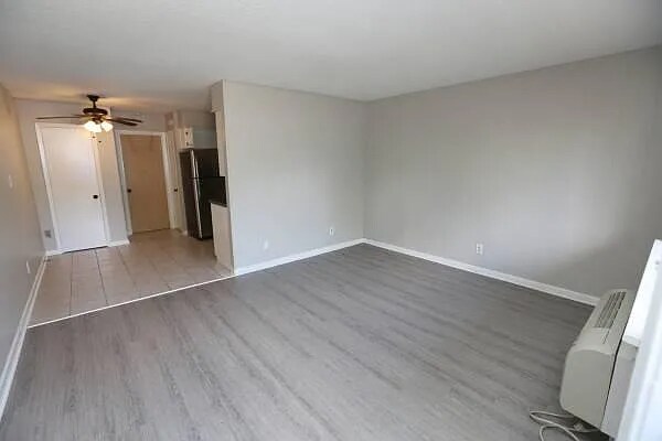 Foto del edificio - 5101 H St