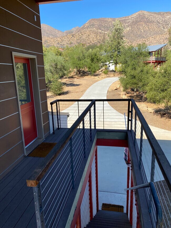 1005 N Signal St Unit B, Ojai, CA 93023 Apartments in Ojai, CA