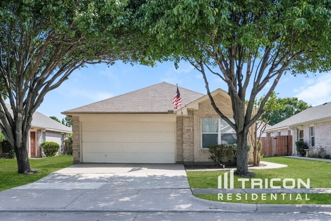 Building Photo - 1145 Boxwood Dr