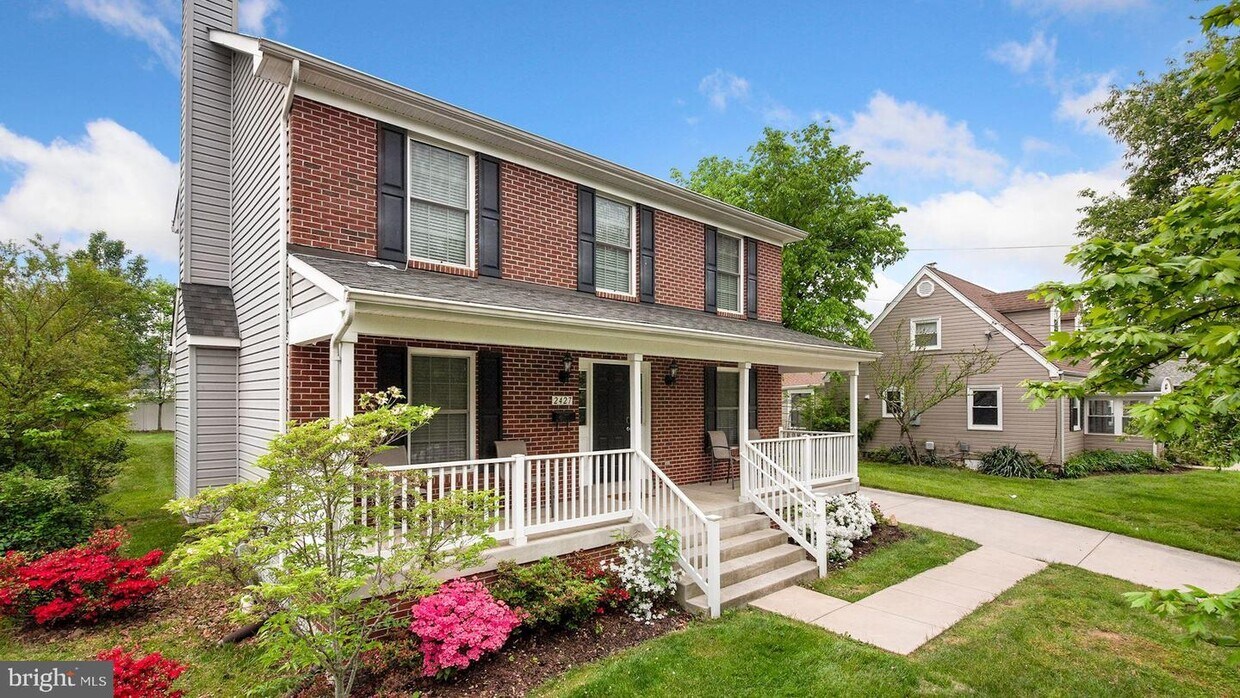 2427 Fort Dr, Alexandria, VA 22303 House for Rent in Alexandria, VA