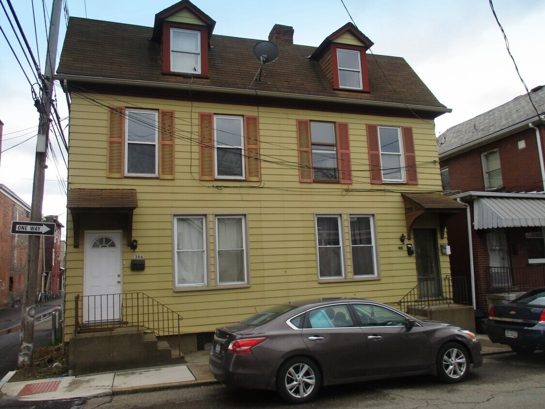 286 6th St Unit 2nd Fl., Ambridge, PA 15003 Apartments in Ambridge
