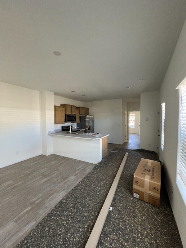 Foto del edificio - 2000 E Frontier Ave