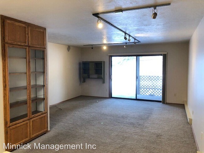 Building Photo - 1703 W Olive St