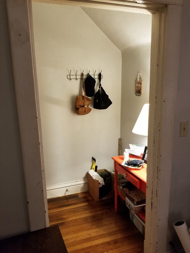 Entrance - 4123 Terrace St