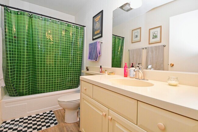 Foto del edificio - 2955 Lakeside Dr