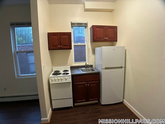 Building Photo - 59 S Huntington Ave