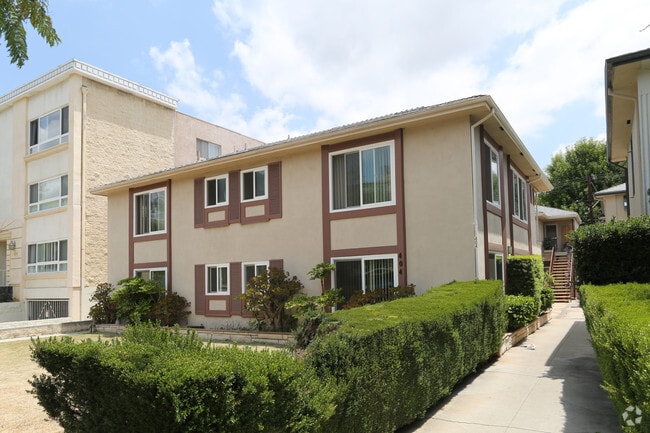 Foto del edificio - 404 N Palm Dr