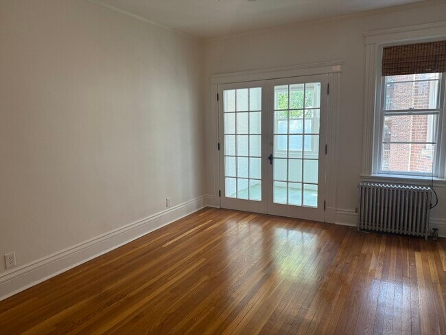 Building Photo - 23 Parkman St