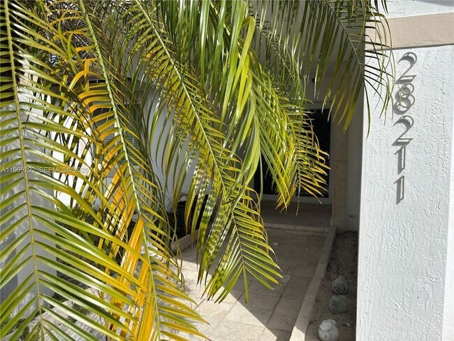 Building Photo - 28211 SW 136th Pl