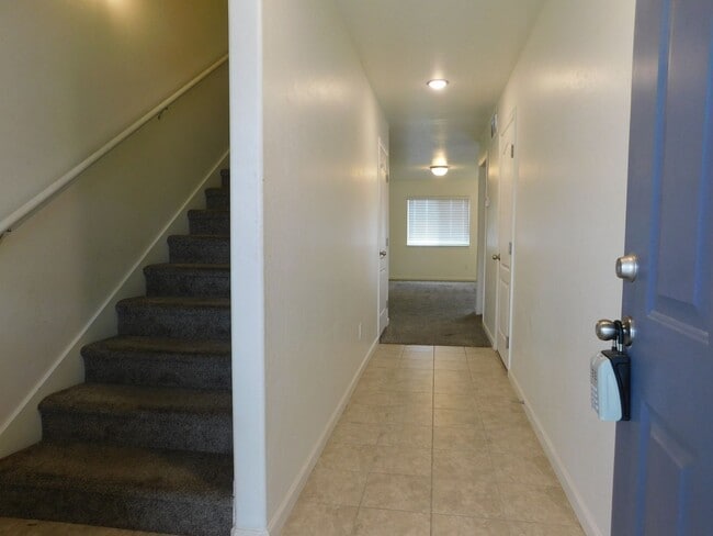 Photo - 654 Trinity Way Unit D House