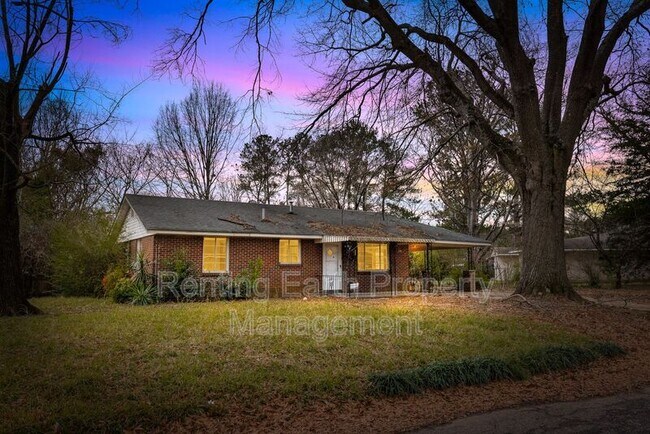 Building Photo - 1245 Rayfield Dr