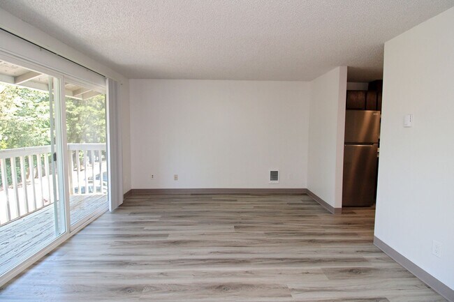 Foto del edificio - 5704 SW Beaverton Hillsdale Hwy