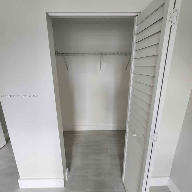 Foto del edificio - 1171 NW 66th St