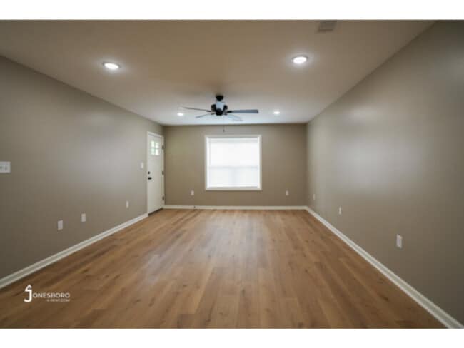 Building Photo - 3422 Quail Ridge Rd