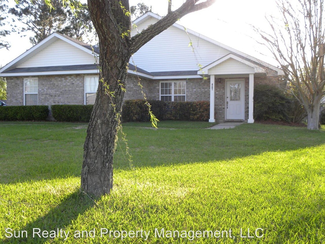 Foto principal - 4801 Easy St