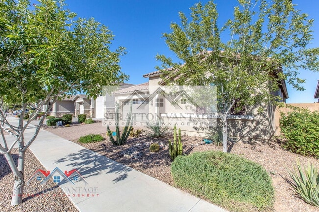 Foto del edificio - 22486 E Russet Rd