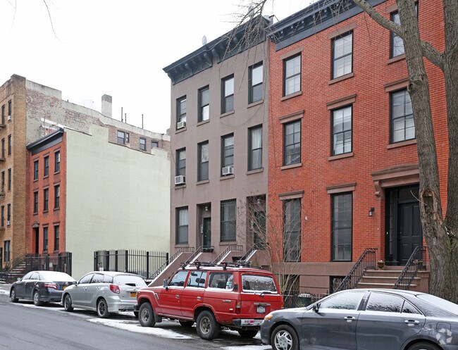 Building Photo - 346 State St