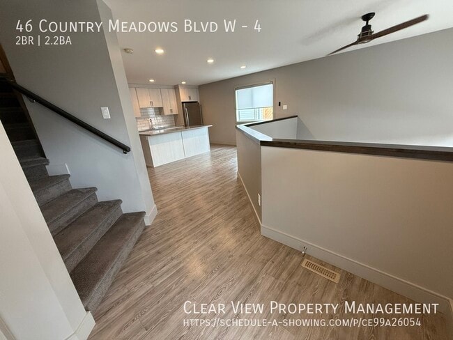 Photo du bâtiment - ?? Stunning 2-Bedroom Townhouse with 4 Bat...