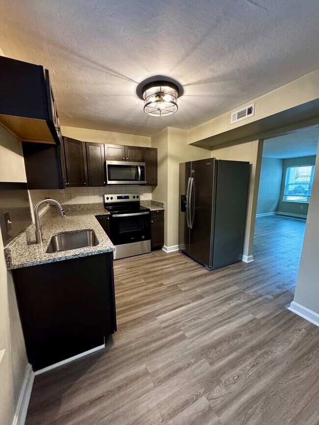 Foto del edificio - 8570 Chesapeake Blvd