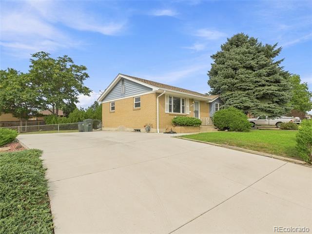Building Photo - 11305 Downing Dr