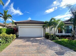 Building Photo - 4016 Basket Oak Cir