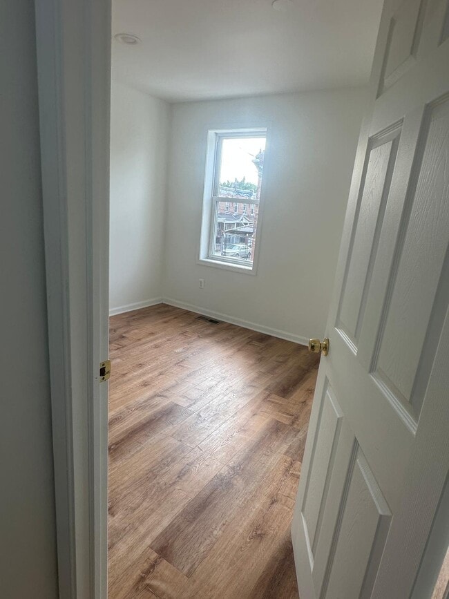 Photo - 50 Reger St House