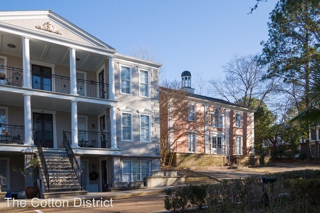 Building Photo - 47 Holtsinger Ave